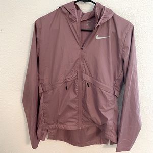 Women’s Nike Windbreaker